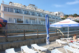 Алупка. Отель, гостиница Сон у моря. Вид с пляжа