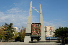 Евпатория. Вокзал Памятник Депортированным Татарам