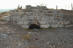 Феодосия. Руины крепости на самом верху Митридатова холма