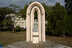 Керчь. Памятник Пушкину
