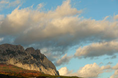 Гора Ай-Петри в облаках над Симеизом