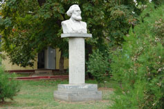 Керчь. Памятник Карлу Марксу